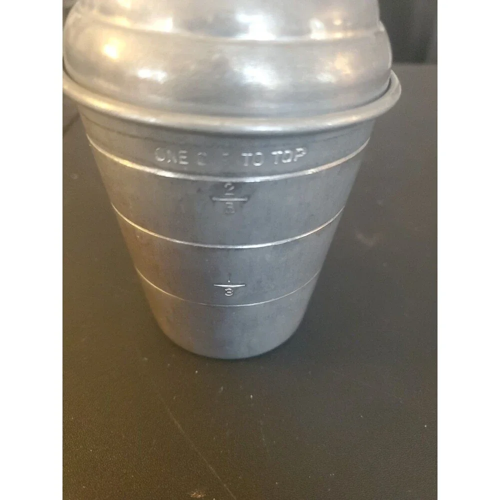Mirro Vintage Aluminum Measuring Cup Shaker With Lid 1 Cup 2623M